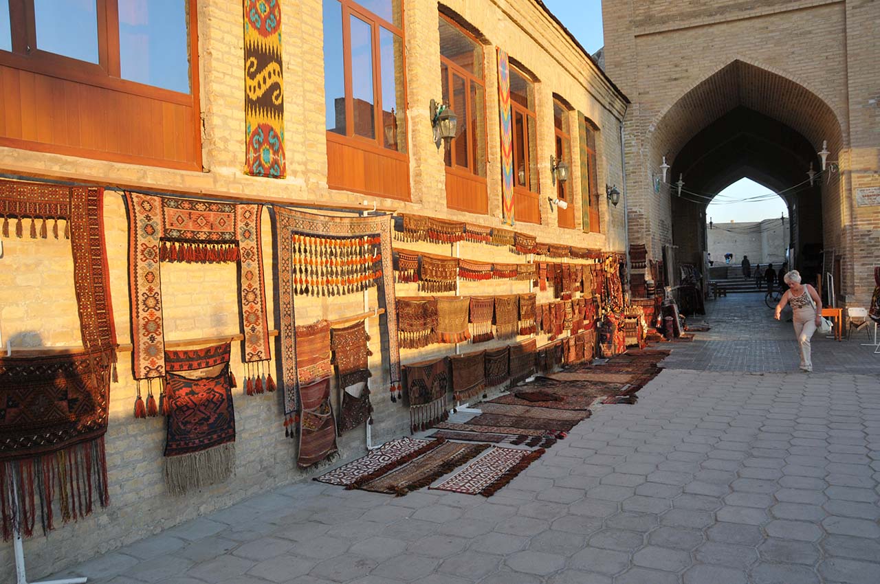 Bukhara City Tour — Historic Old Town on Foot scene 2